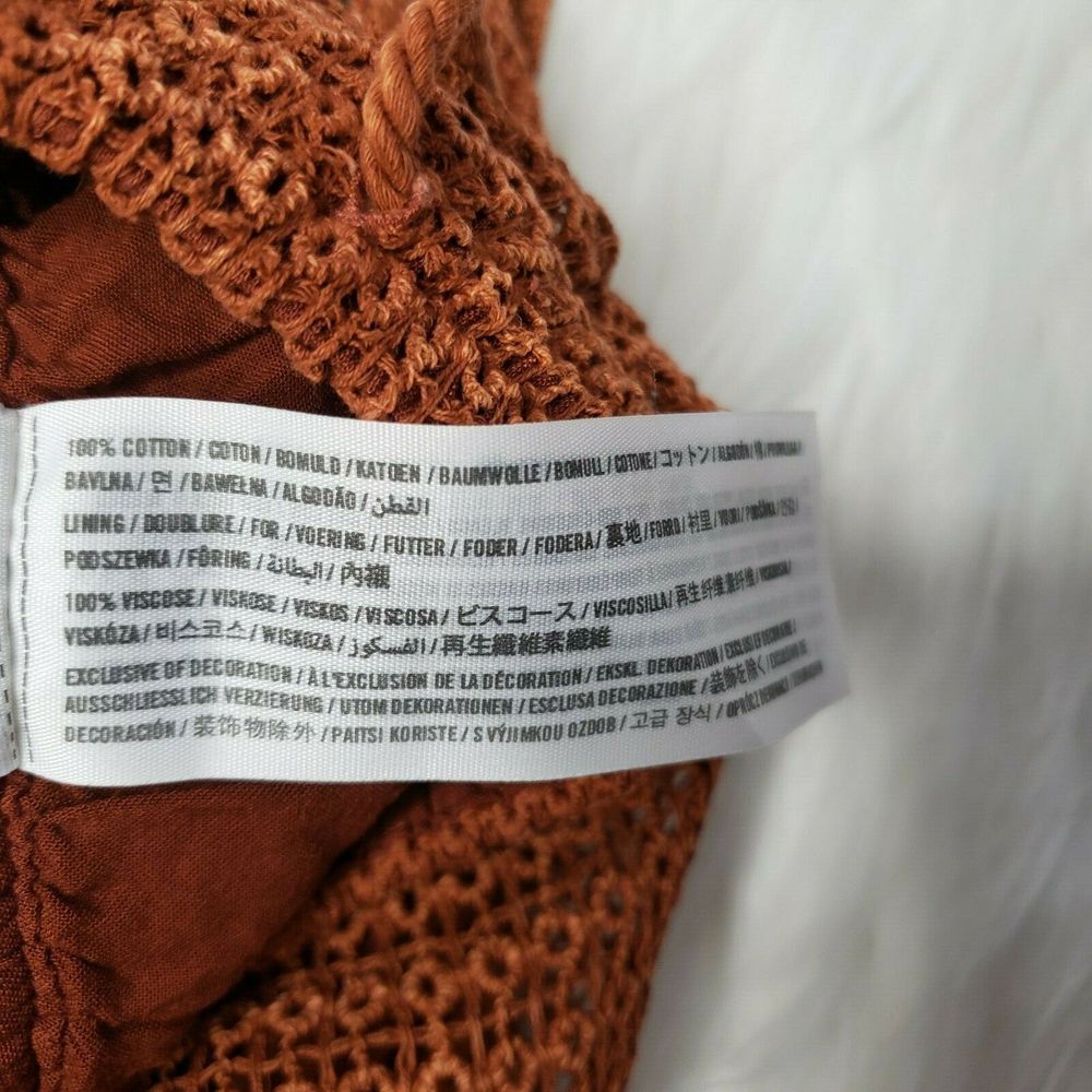 ABERCROMBIE & FITCH Rust Crochet High Rise Shorts - Picture 6 of 9